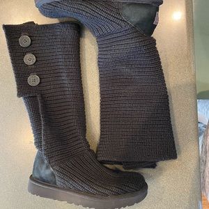 UGG Cardy sweater boots. Black size 9 or 10